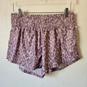 Jessica Simpson Cheetah Print Active Shorts Medium